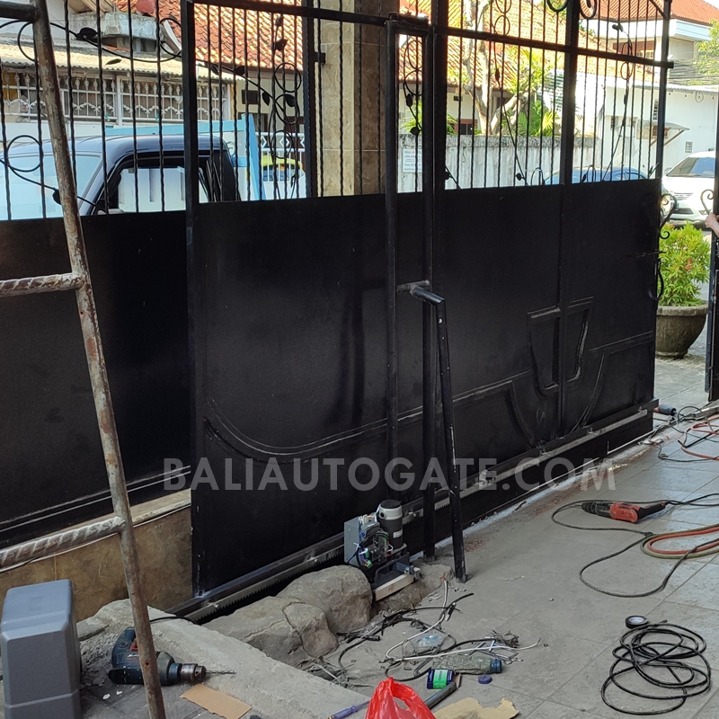 jasa pemasangan Mesin Otomatis Pintu Sliding di bali
